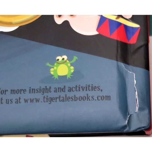 Set of 2 Halloween toddler Board Books FIVE LITTLE PUMPKINS & FIVE LITTLE GHOSTS - Picture 4 of 6